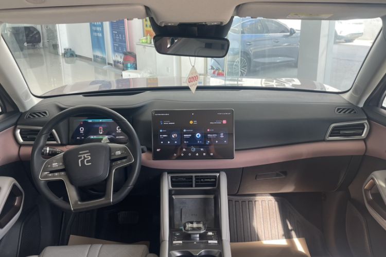 Used BYD Yuan UP 2024 401KM Beyond Edition Interior 1