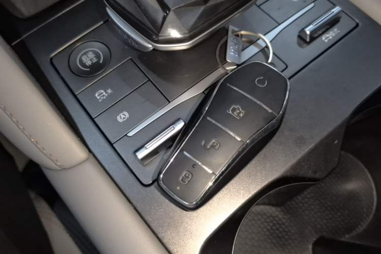 Used BYD Yuan UP 2024 401KM Beyond Edition Interior 1