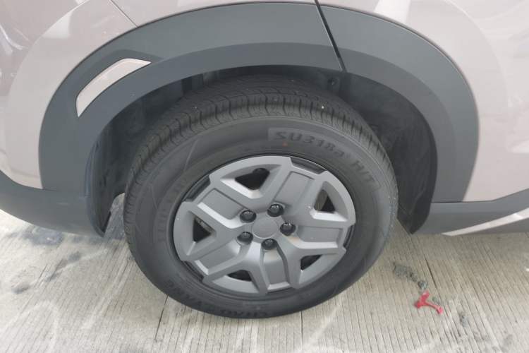 Used BYD Yuan UP 2024 401 km Active Version Exterior 8