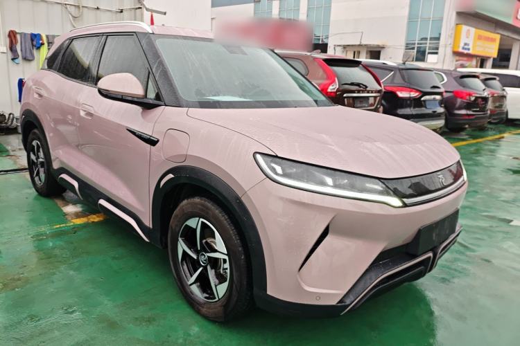 Used BYD Yuan UP 2024 401KM Beyond Edition Front Right 45 Deg