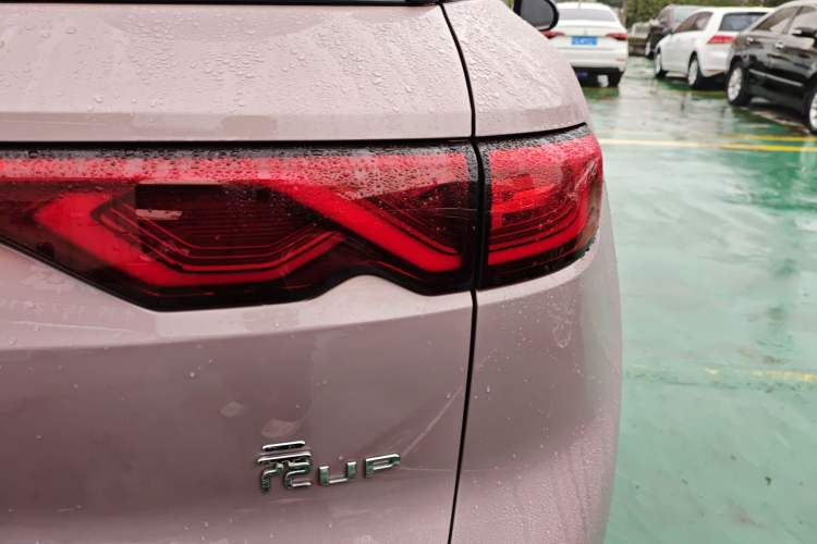 Used BYD Yuan UP 2024 401KM Beyond Edition Right Rear Taillight
