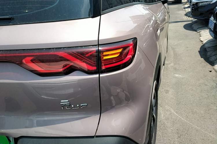 Used BYD Yuan UP 2024 401KM Beyond Edition Right Rear Taillight