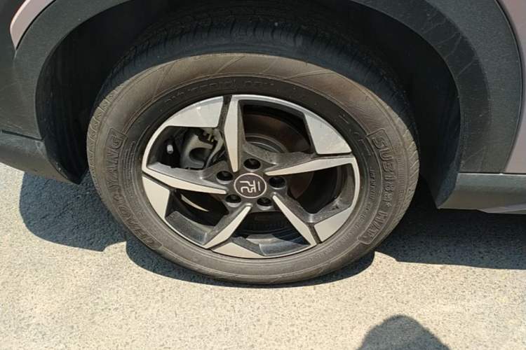 Used BYD Yuan UP 2024 401KM Beyond Edition Right Rear Wheel Hub