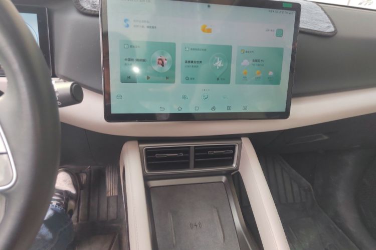 Used BYD Yuan UP 2024 401KM Beyond Edition Audio And AC Panel