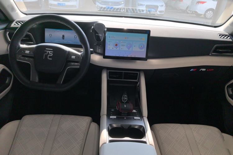 Used BYD Yuan UP 2024 401 km Active Version Center Console
