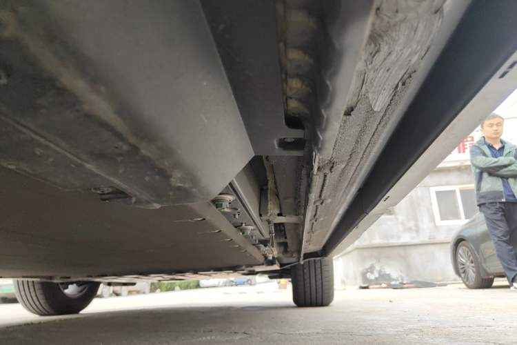 Used BYD Yuan UP 2024 401KM Leading Edition Chassis Rear Right