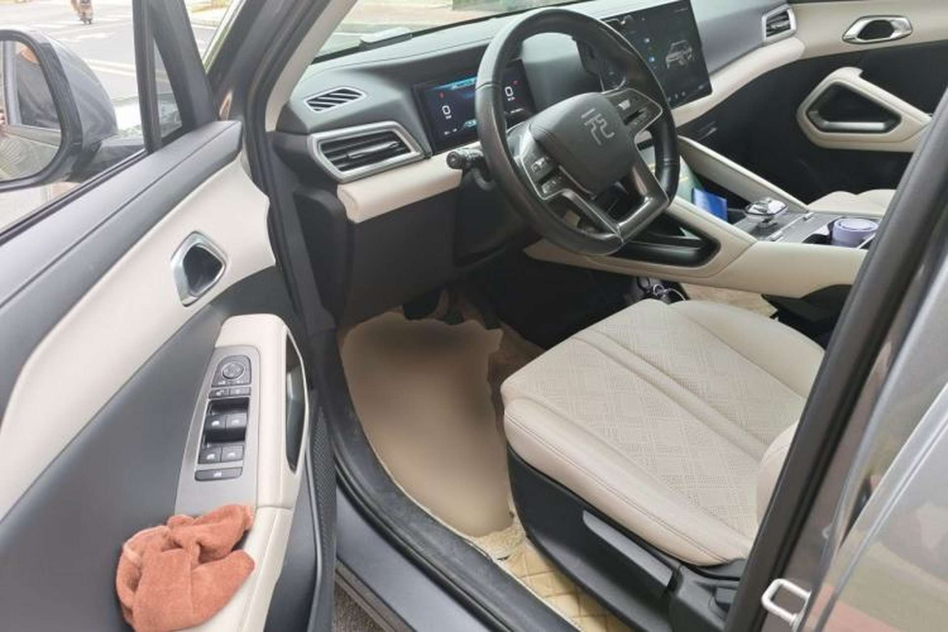 Used BYD Yuan UP 2024 401KM Leading Edition Driver Seat