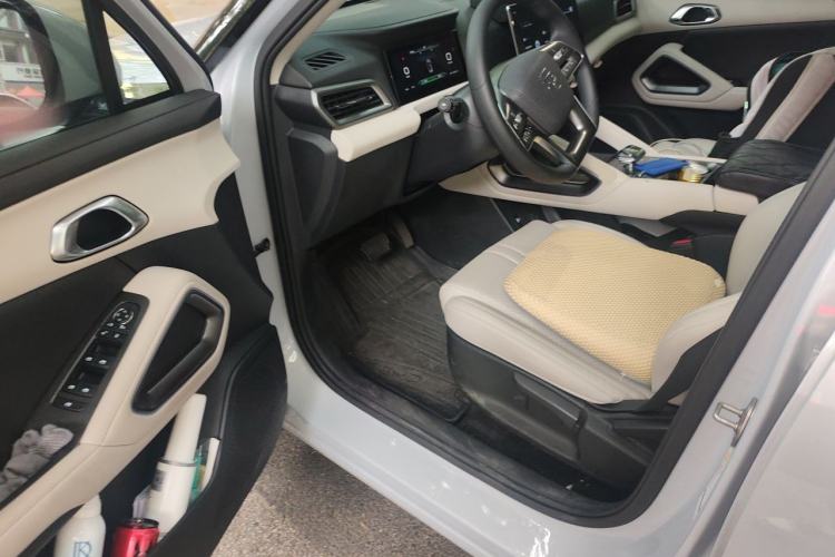 Used BYD Yuan UP 2024 401KM Leading Edition Driver Seat