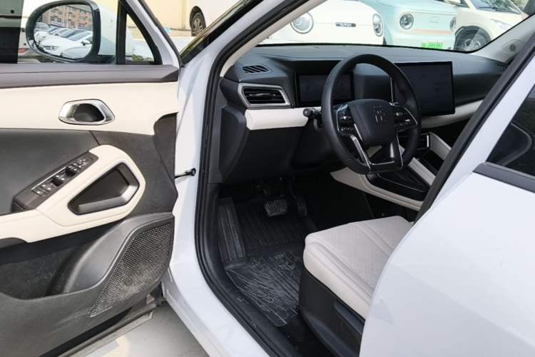 Used BYD Yuan UP 2024 401KM Leading Edition Driver Seat