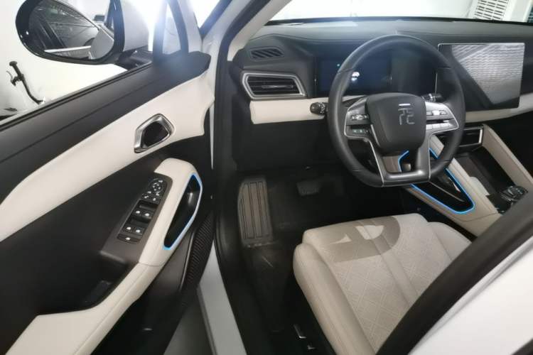 Used BYD Yuan UP 2024 401KM Leading Edition Driver Seat