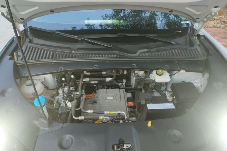 Used BYD Yuan UP 2024 401KM Leading Edition Engine Bay