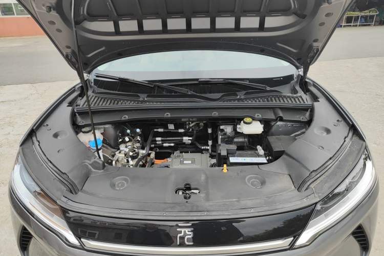 Used BYD Yuan UP 2024 401KM Leading Edition Engine Bay