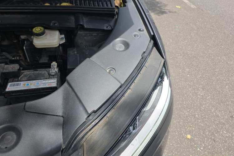 Used BYD Yuan UP 2024 401 km Active Version Engine Bay Left