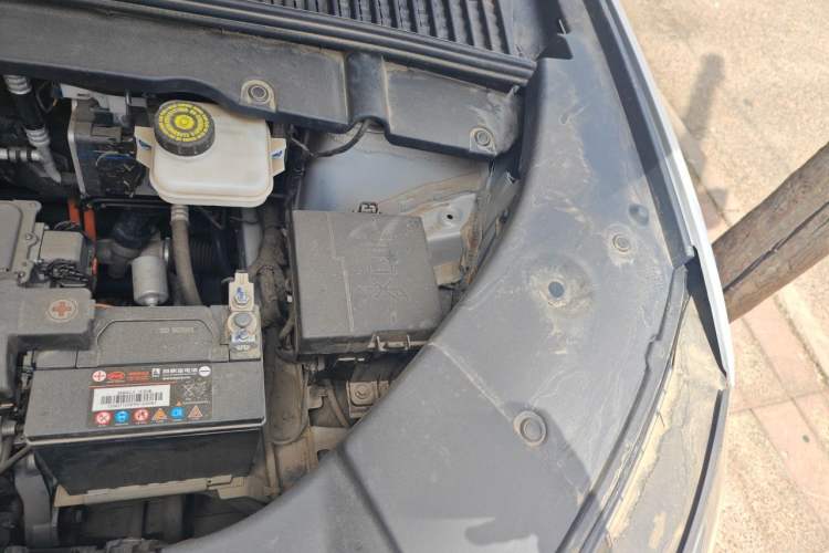 Used BYD Yuan UP 2024 301KM Leading Edition Engine Bay Left