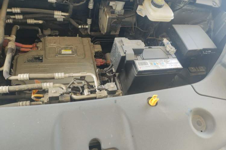 Used BYD Yuan UP 2024 401 km Active Version Engine Bay Left