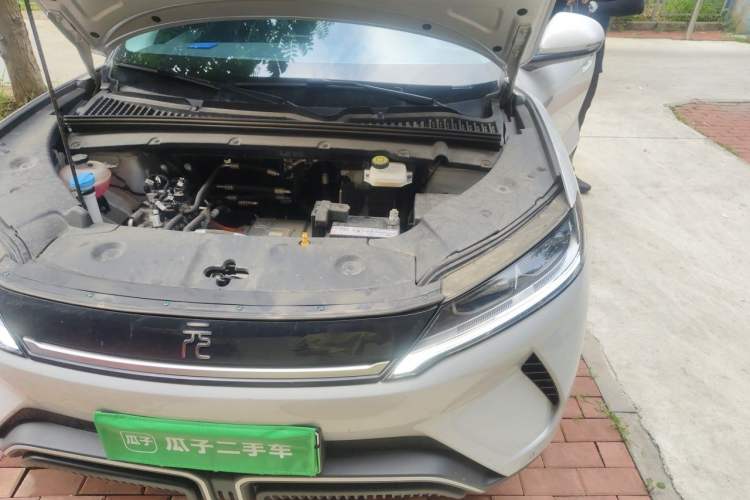 Used BYD Yuan UP 2024 401KM Leading Edition Engine Bay Left