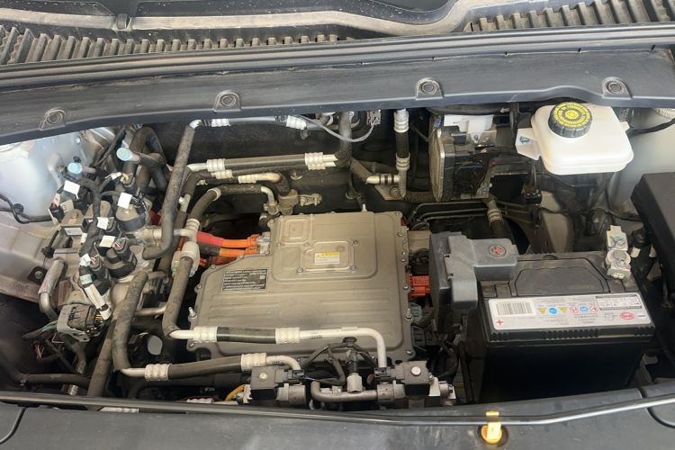 Used BYD Yuan UP 2024 401 km Active Version Engine Bay