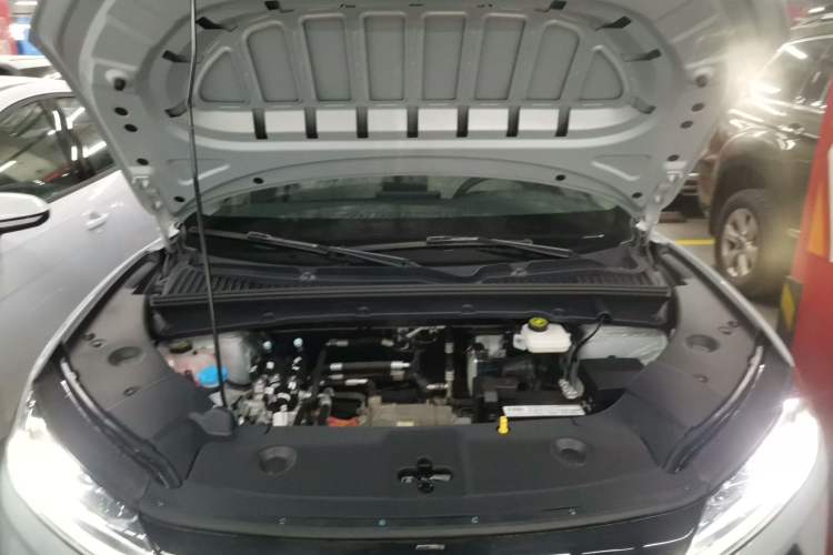 Used BYD Yuan UP 2024 401 km Active Version Engine Bay