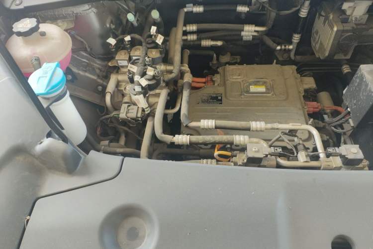 Used BYD Yuan UP 2024 401 km Active Version Engine Bay Right