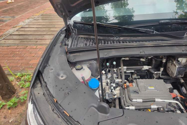 Used BYD Yuan UP 2024 401 km Active Version Engine Bay Right