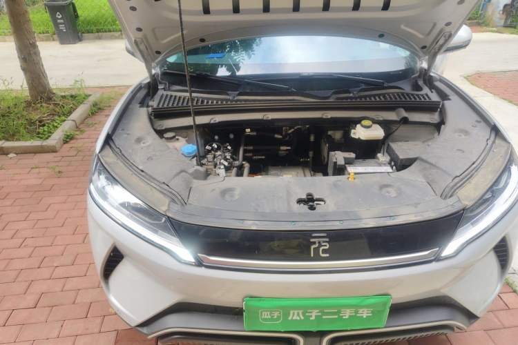 Used BYD Yuan UP 2024 401KM Leading Edition Engine Bay Right