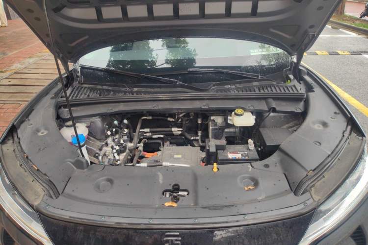 Used BYD Yuan UP 2024 401 km Active Version Engine Bay