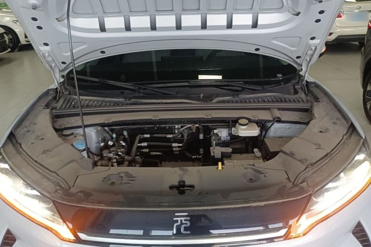 Used BYD Yuan UP 2024 401KM Leading Edition Engine Bay