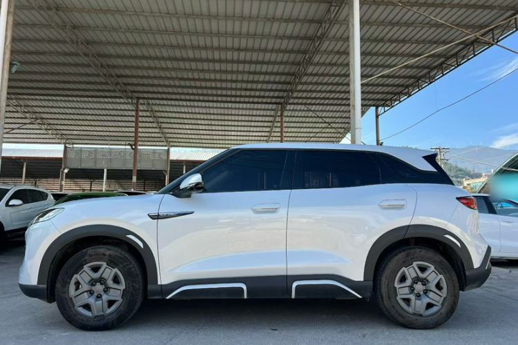 Used BYD Yuan UP 2024 401 km Active Version Exterior 1