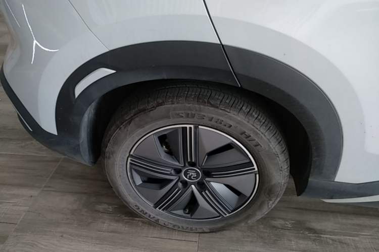 Used BYD Yuan UP 2024 401KM Beyond Edition Exterior 5