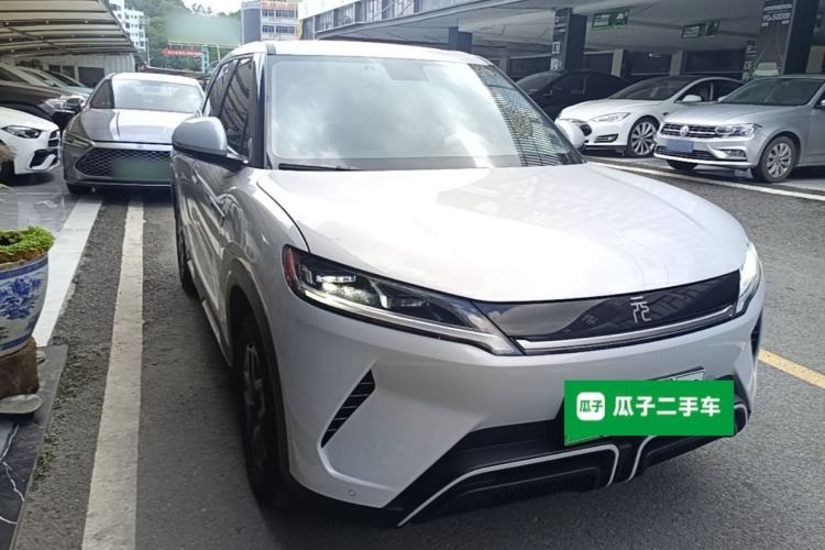 Used BYD Yuan UP 2024 401 km Active Version Front Right 45 Deg