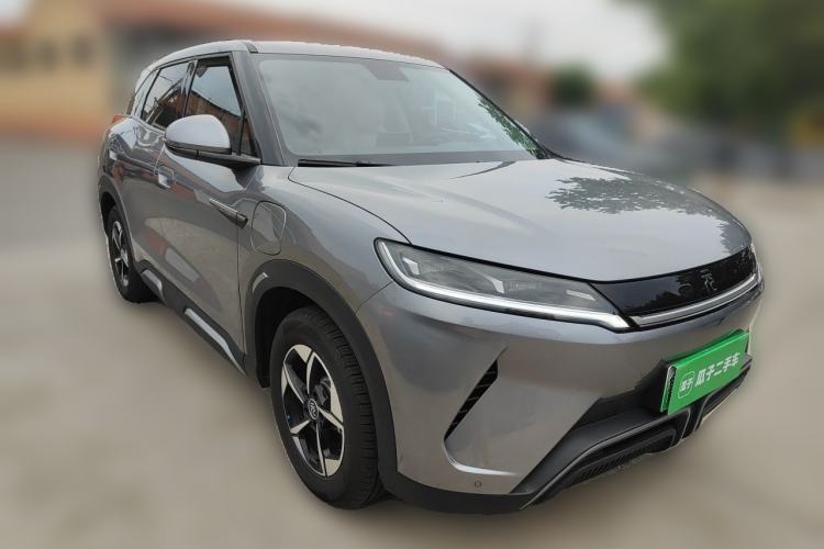 Used BYD Yuan UP 2024 401KM Leading Edition Front Right 45 Deg