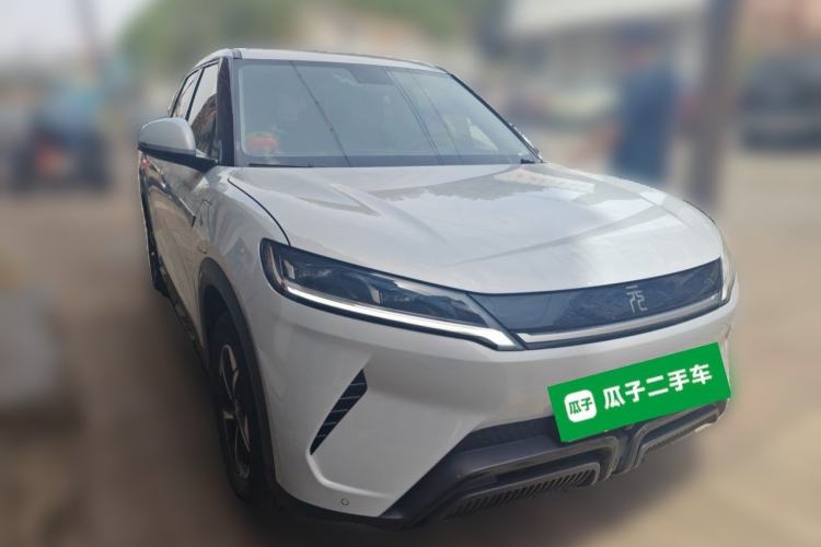 Used BYD Yuan UP 2024 301KM Leading Edition Front Right 45 Deg