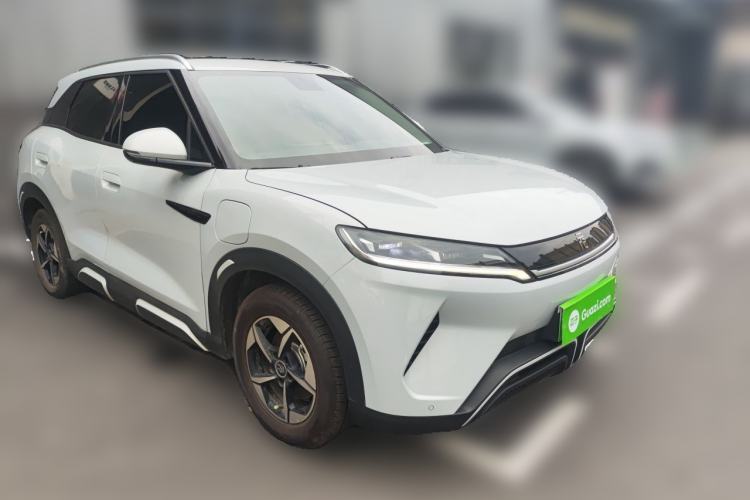 Used BYD Yuan UP 2024 401KM Beyond Edition Front Right 45 Deg