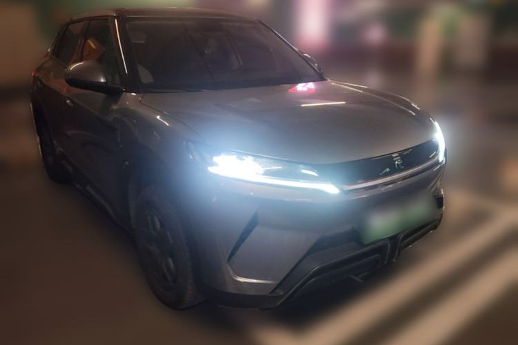 Used BYD Yuan UP 2024 401 km Active Version Front Right 45 Deg