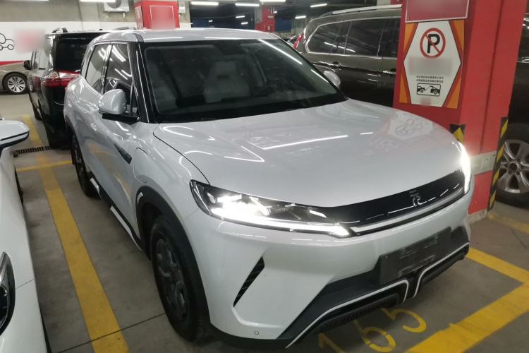 Used BYD Yuan UP 2024 401 km Active Version Front Right 45 Deg