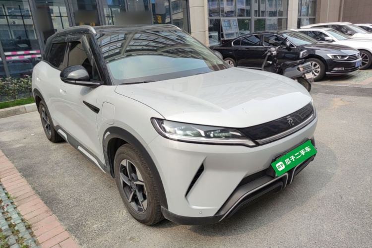 Used BYD Yuan UP 2024 401KM Beyond Edition Front Right 45 Deg