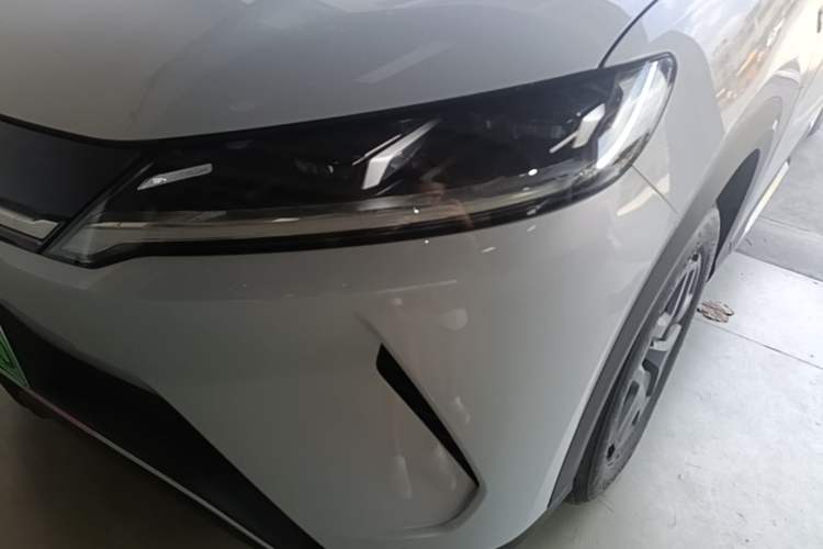 Used BYD Yuan UP 2024 401 km Active Version Left Front Headlight