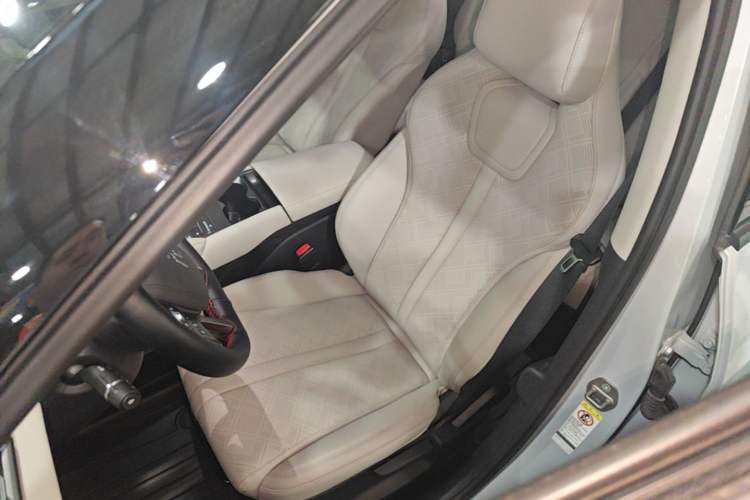 Used BYD Yuan UP 2024 301KM Leading Edition Left Front Seat