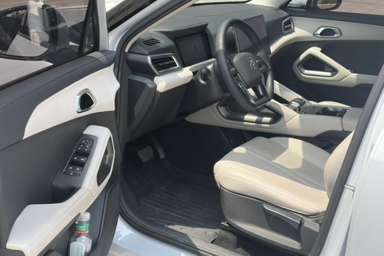 Used BYD Yuan UP 2024 401KM Leading Edition Left Front Seat