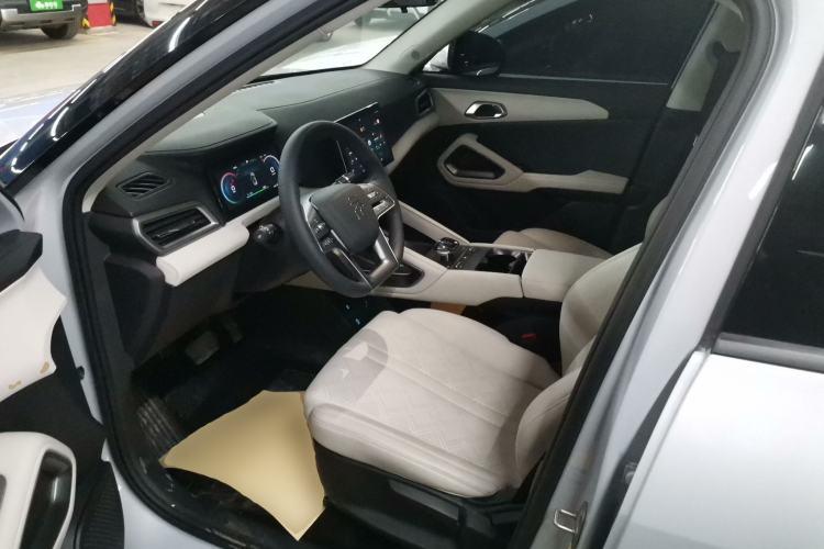 Used BYD Yuan UP 2024 401 km Active Version Left Front Seat