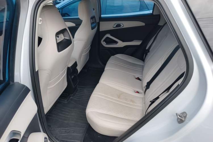 Used BYD Yuan UP 2024 401 km Active Version Left Rear Seat