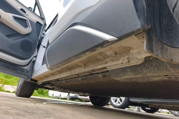 Used BYD Yuan UP 2024 401 km Active Version Left Side Sill