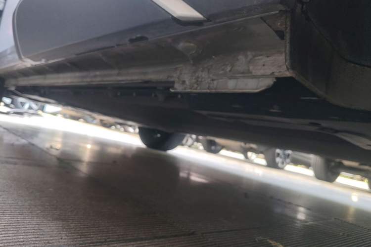 Used BYD Yuan UP 2024 401 km Active Version Left Side Sill