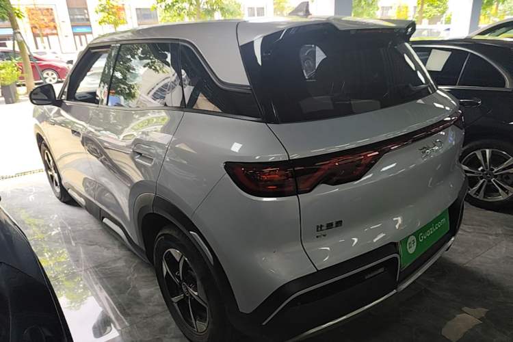 Used BYD Yuan UP 2024 401KM Leading Edition Rear Left 45 Deg