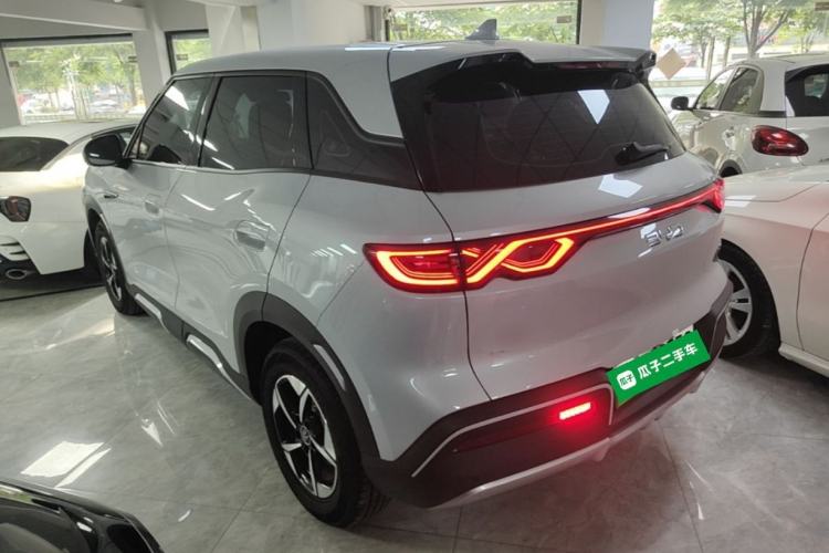 Used BYD Yuan UP 2024 401KM Leading Edition Rear Left 45 Deg