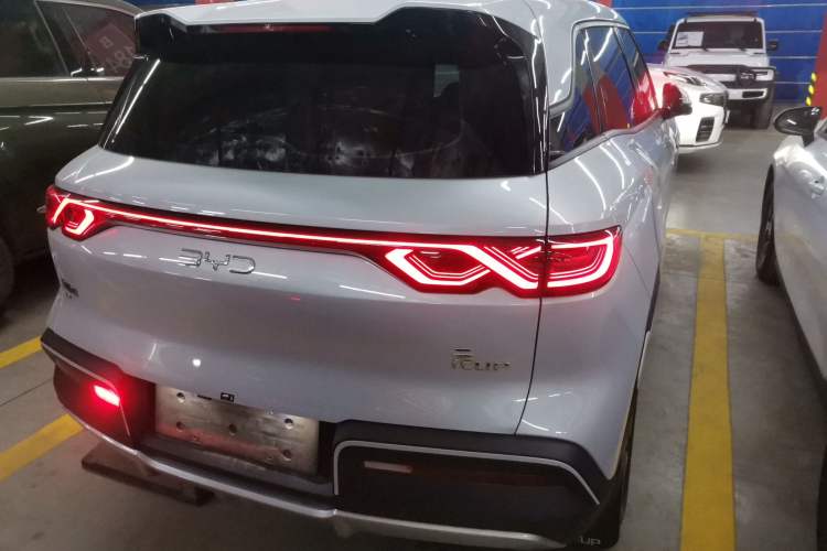 Used BYD Yuan UP 2024 401 km Active Version Rear