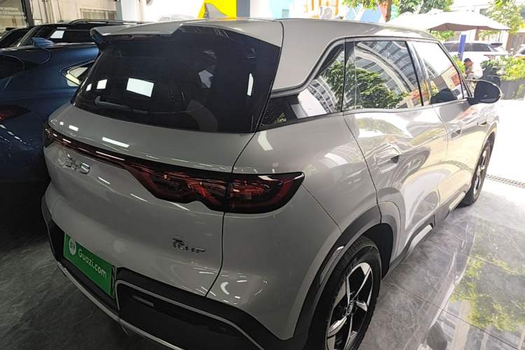 Used BYD Yuan UP 2024 401KM Leading Edition Rear Right 45 Deg