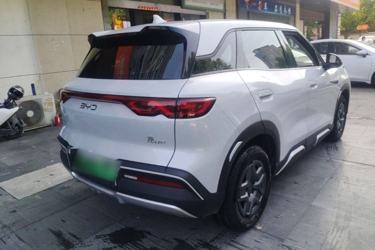 Used BYD Yuan UP 2024 401 km Active Version Rear Right 45 Deg