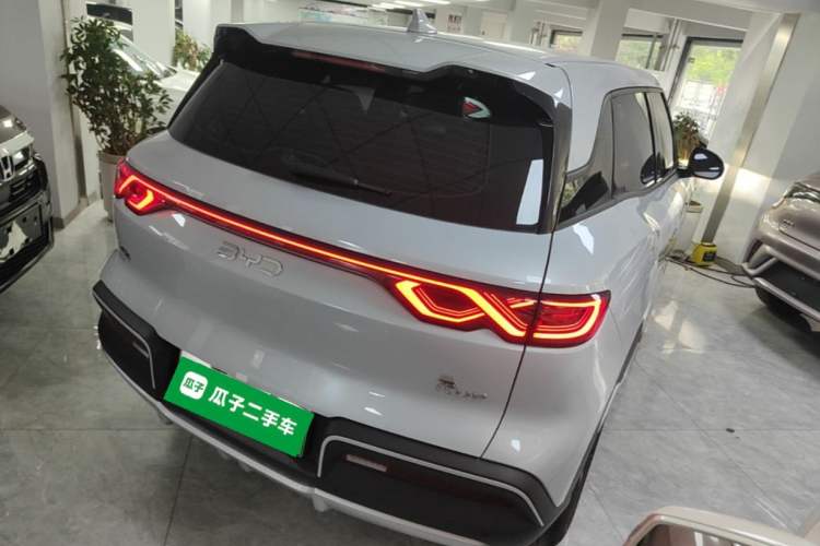 Used BYD Yuan UP 2024 401KM Leading Edition Rear Right 45 Deg