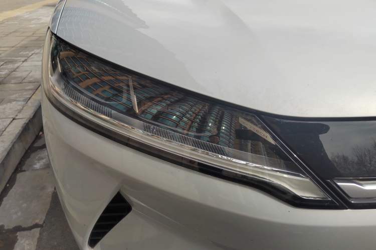 Used BYD Yuan UP 2024 401KM Beyond Edition Right Front Headlight